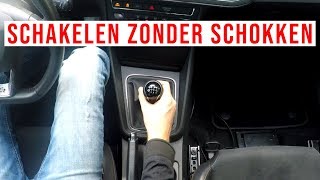 Schakelen  Zo schakel je een auto zonder te schokken [upl. by Releehw595]